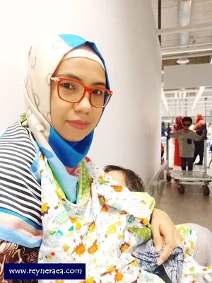 menyusui di IKEA Alam Sutera Tangerang