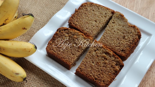 Kek Pisang Moist dan Sedap - Azie Kitchen