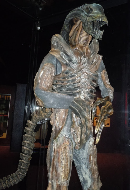 Alien body suit James Cameron's Aliens