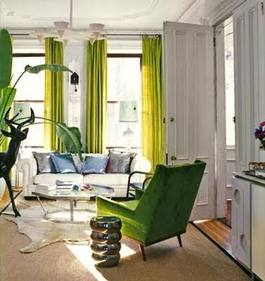 HOW TO HANG CURTAINS FROM THE CEILING | EHOW.CO.UK