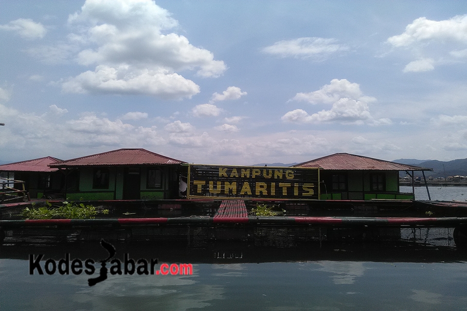 Rumah makan Tumaritis