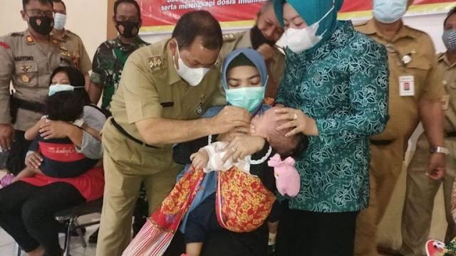 Cegah Berbagai Penyakit Berbahaya, Bupati Semarang Canangkan Bulan Imunisasi Anak Nasional