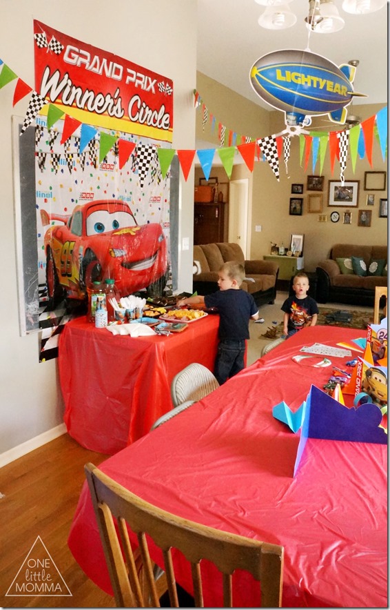 Disney Planes Play Group Party #shop #WorldofCars 