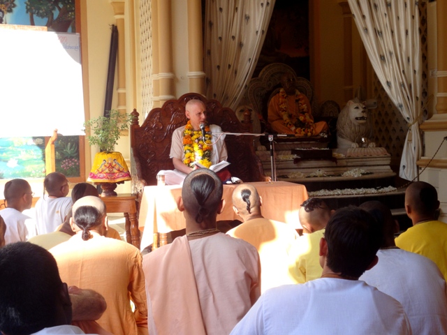 Sankarshan Das Adhikari Lectures at Krishna Balrama Temple