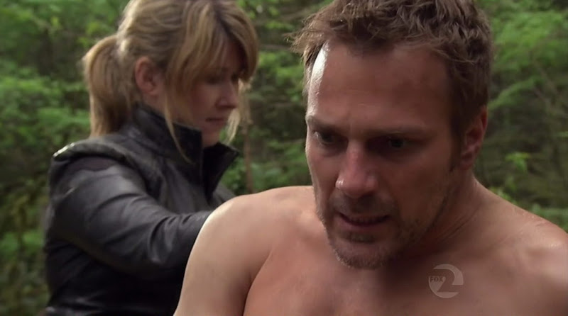 Mike Dopud Shirtless on Stargate Atlantis s5e09