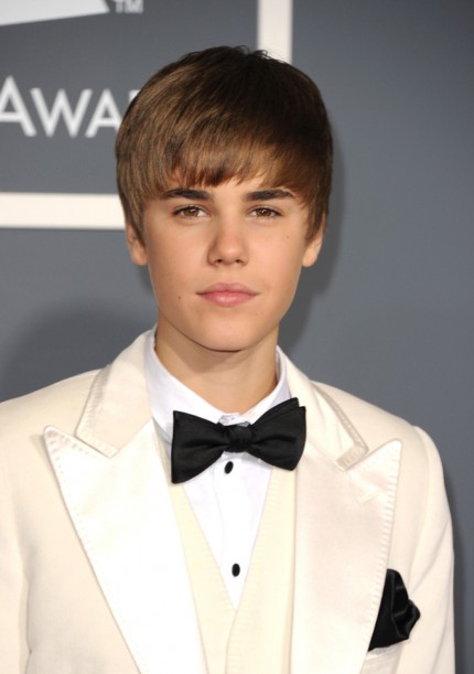 justin bieber 2011 grammy awards