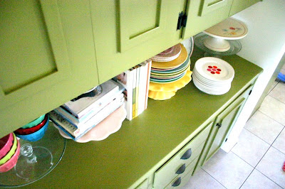 Green Kitchen Cabinets on Jenna Sais Quois  Moss Green Cabinets