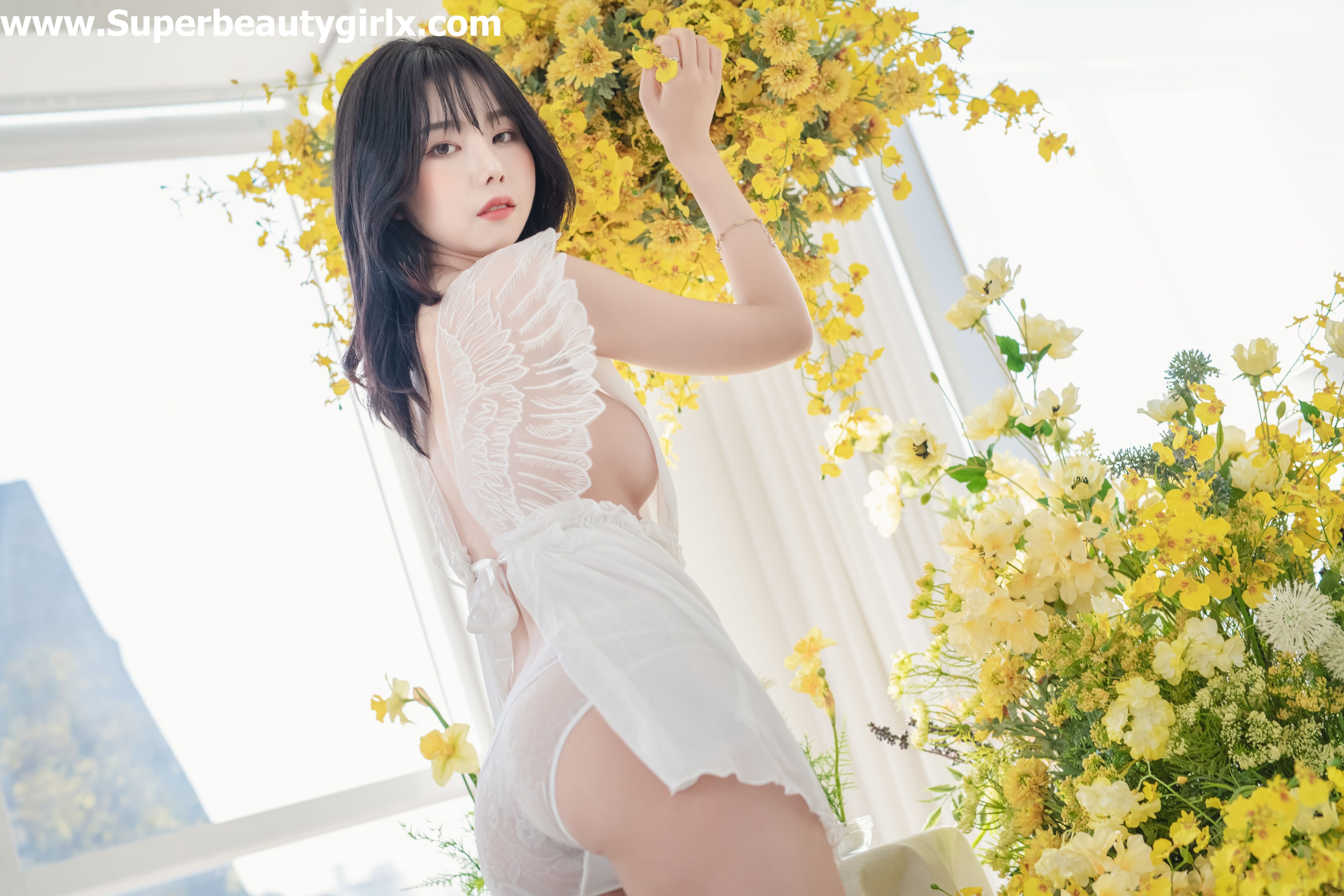 Patreon-Yuna-Flowers-Superbeautygirlx.com