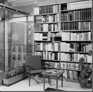 Livraria Torrens (R.Antero de Quental).6