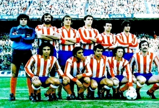 CLUB ATLÉTICO DE MADRID. Temporada 1981-82. Mejías, Juanjo, Balbino, Ruiz, Julio Alberto y Marcos. Hugo Sánchez, Mínguez, Quique Ramos, Dirceu y Arteche. CLUB ATLÉTICO DE MADRID 2 REAL VALLADOLID DEPORTIVO 0 Domingo 14/03/1982, 16:30 horas. Campeonato de Liga de 1ª División, jornada 28. Madrid, estadio Vicente Calderón.