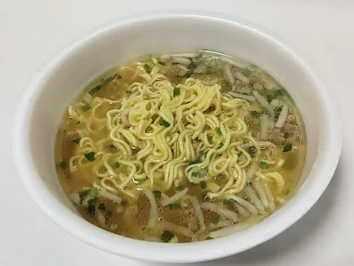 西友みなさまのお墨付き山口下松牛骨ラーメン塩味