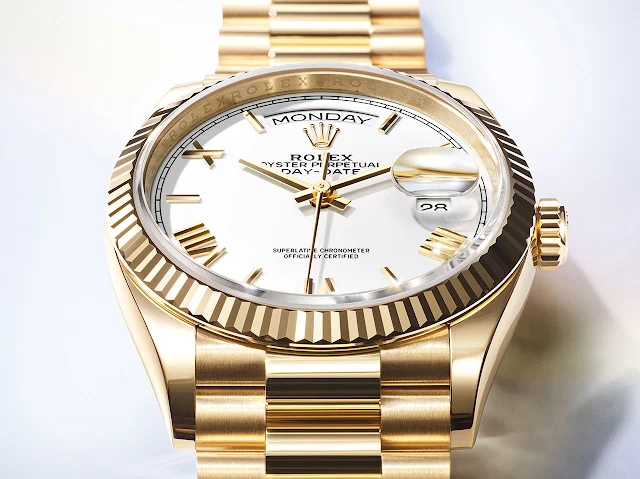 Rolex Day-Date 36 in 18 ct yellow gold, reference 128238