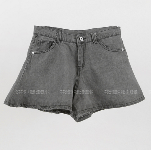 Flared Gray Denim Shorts