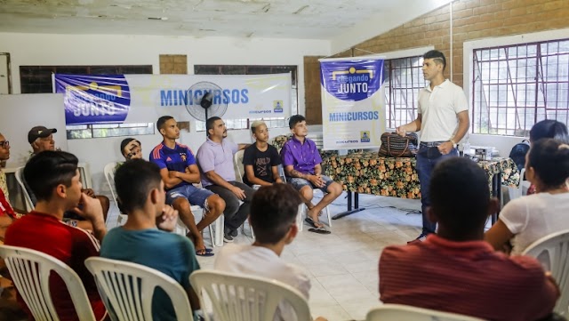 Programa Chegando Junto inicia cursos de formação profissional para combater os efeitos da crise