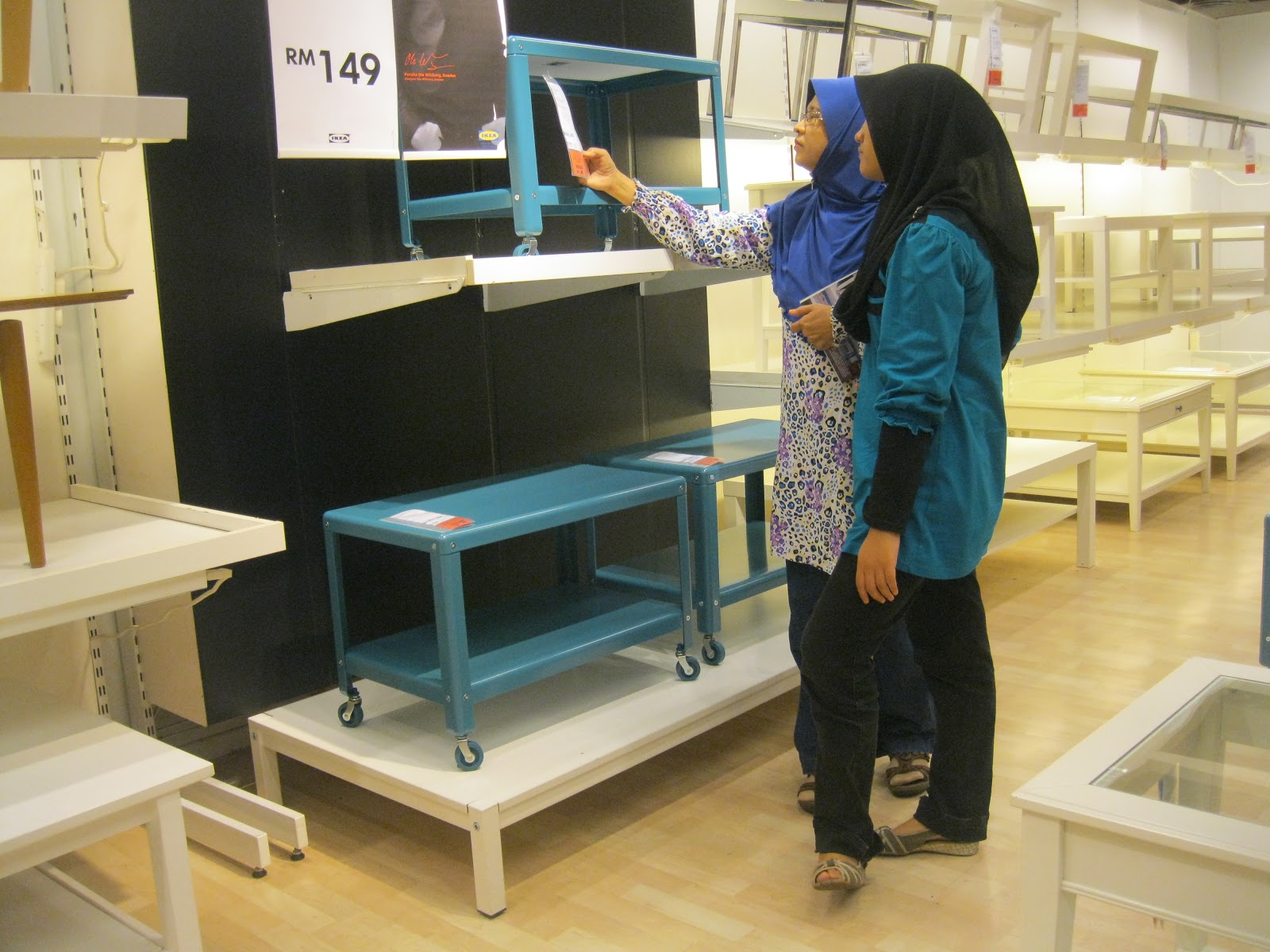 Lakaran Kehidupan Anna Insan Jamu mata kat IKEA 