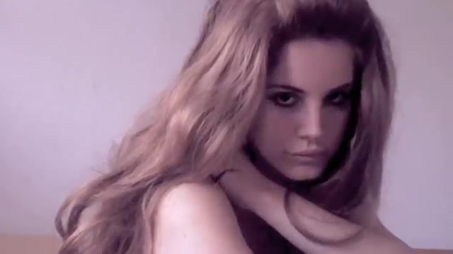  to look like Lana Del Rey I mostly used the Video Games music video 