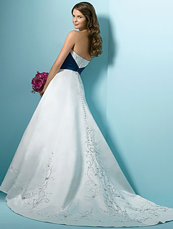 Stunning White Wedding Dresses 2011 By Alfred Angelo Designer