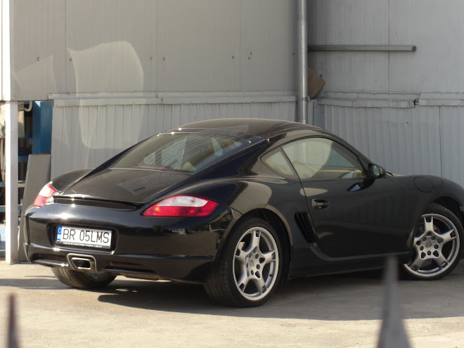 Porsche Cayman Braila red matte porsche cayman 