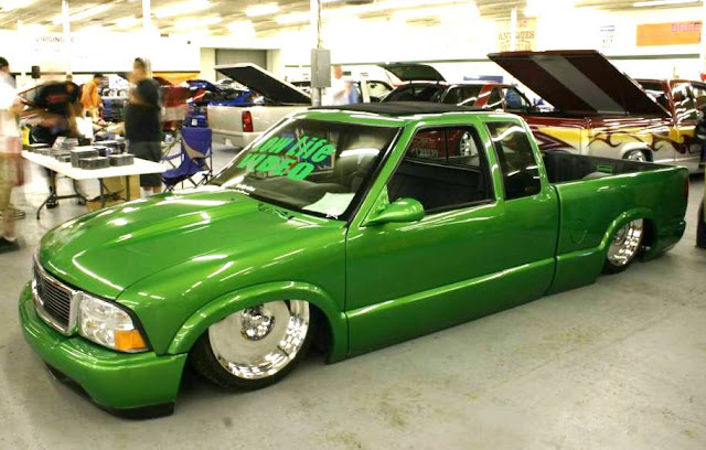 Custom 1996 Chevy S10 Lowrider