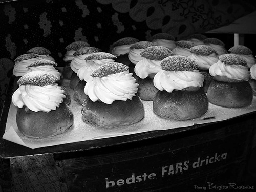 bw_20110317_fastlagsbullar1