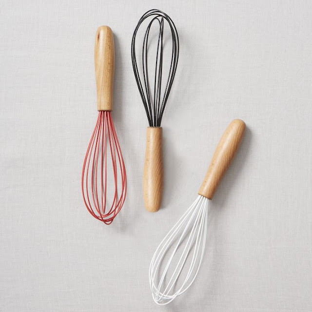 West Elm, market, tienda, shop, decoration, U.S, Wood ,Handled ,Whisks