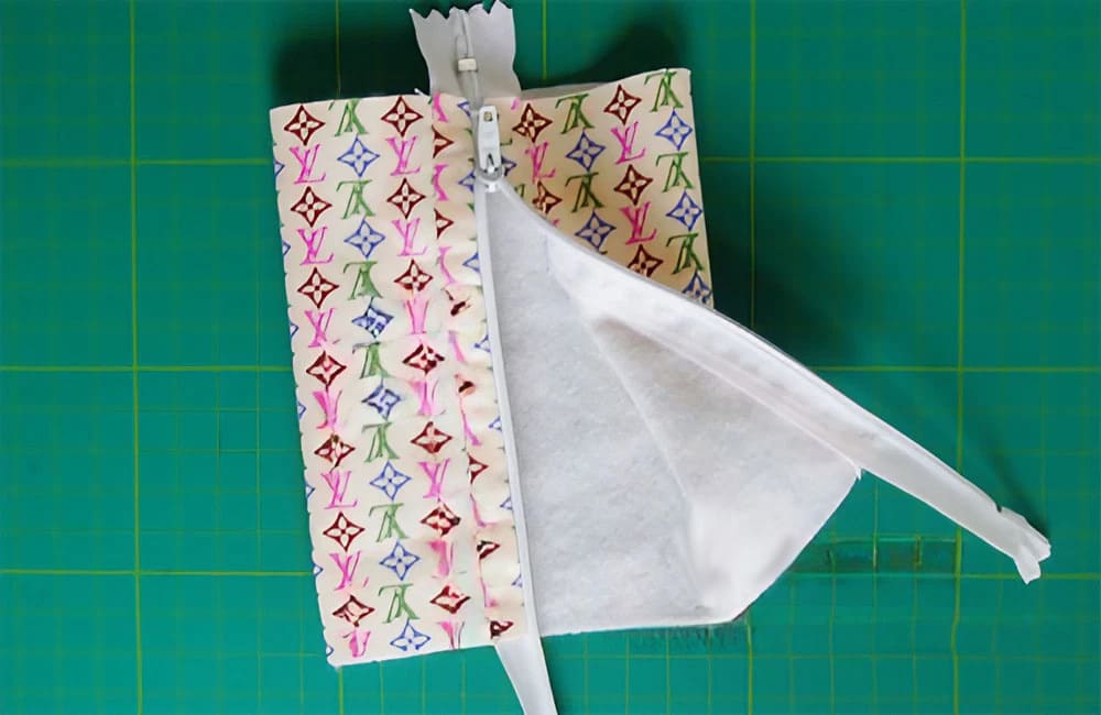 DIY Easy Small Zipper Pouch