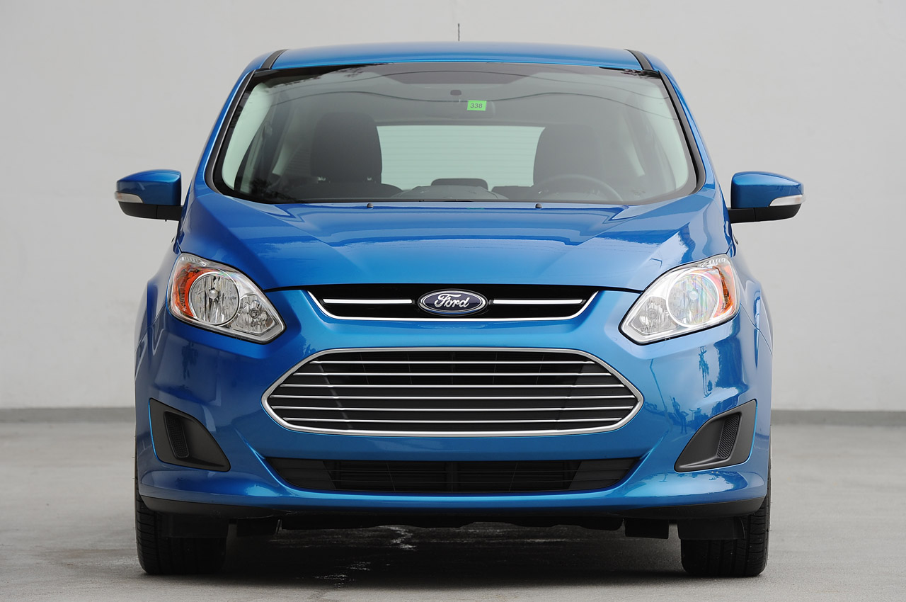 2013 Ford C-MAX Hybrid | Owner Manual PDF