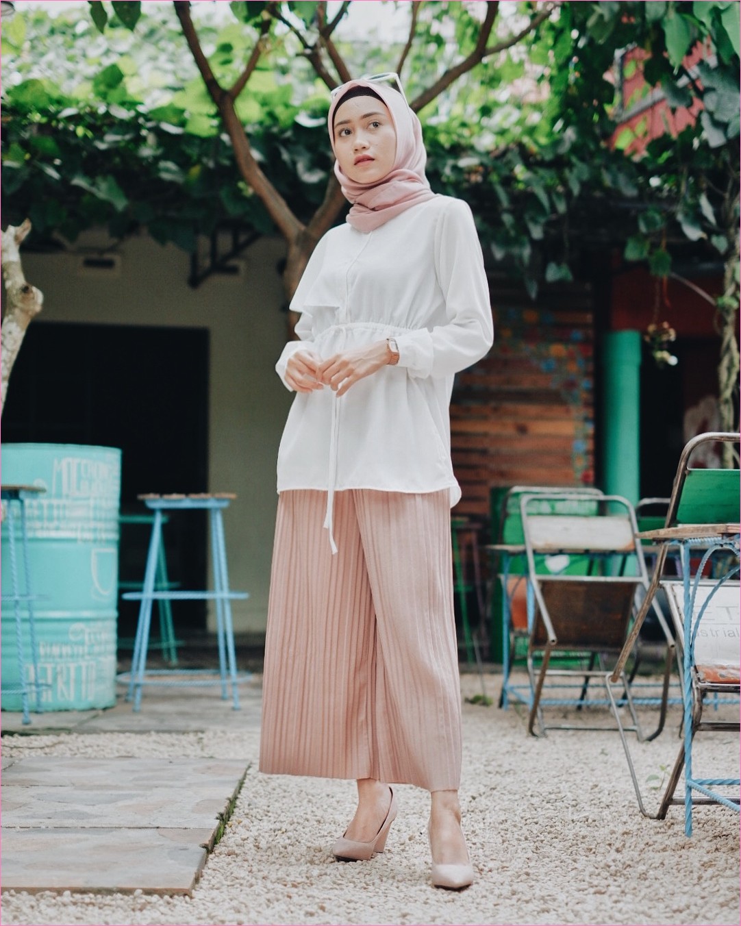  Model Outfit Baju Blouse Ala Selebgram Terbaik  30+ Model Outfit Baju Blouse Ala Selebgram Terbaik 2018