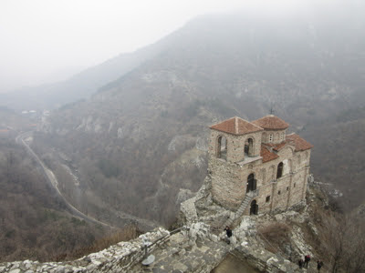 Fortaleza Asenova e iglesia Santa María de Petrich, Bulgaria