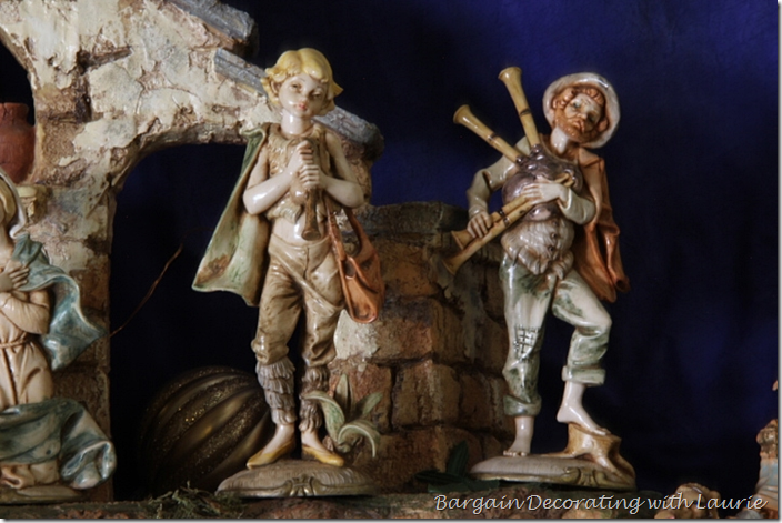 Fontanini Muscians in Nativity on Mantel