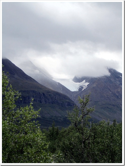 Áhkká var inte sugen på att komma ur molnen.