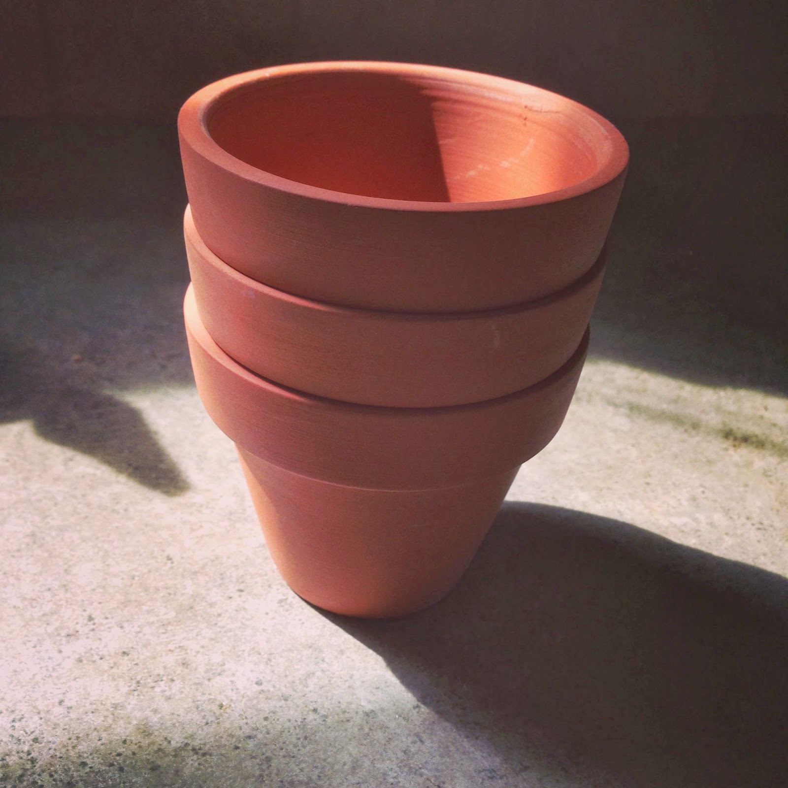 Mini Clay Pot Hanging Planters | Confessions of a Stay-At-Home Mom