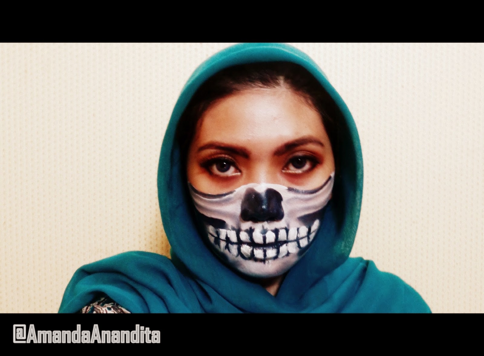 Cantik Beauty Viva Cosmetics Half Skull Makeup Tutorial