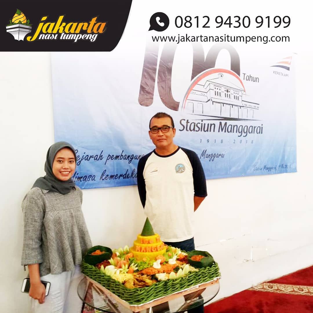 Pesan Nasi Tumpeng di Jakarta Timur