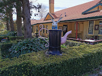 Leura | BIG Tea Pot