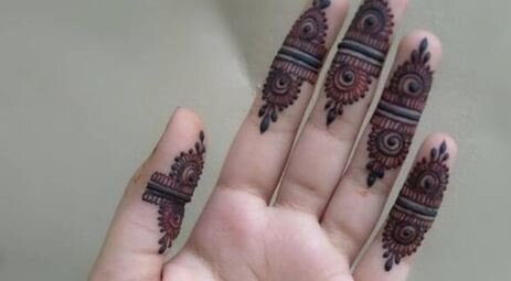 simple and easy mehndi designs 2023 image 65