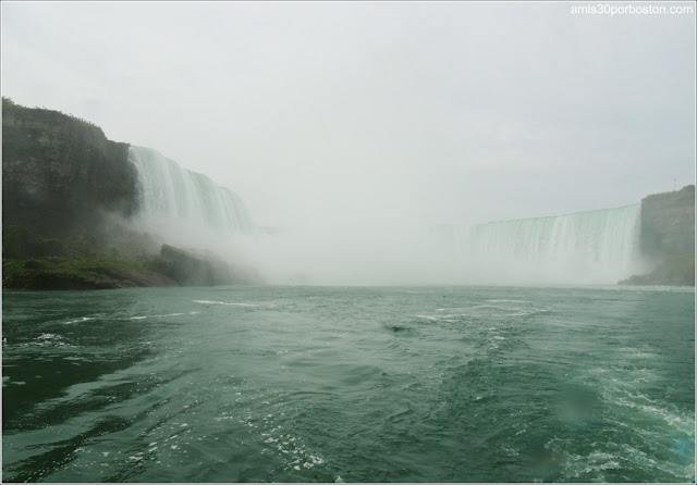 Cataratas del Niágara desde el Maid Of The Mist 