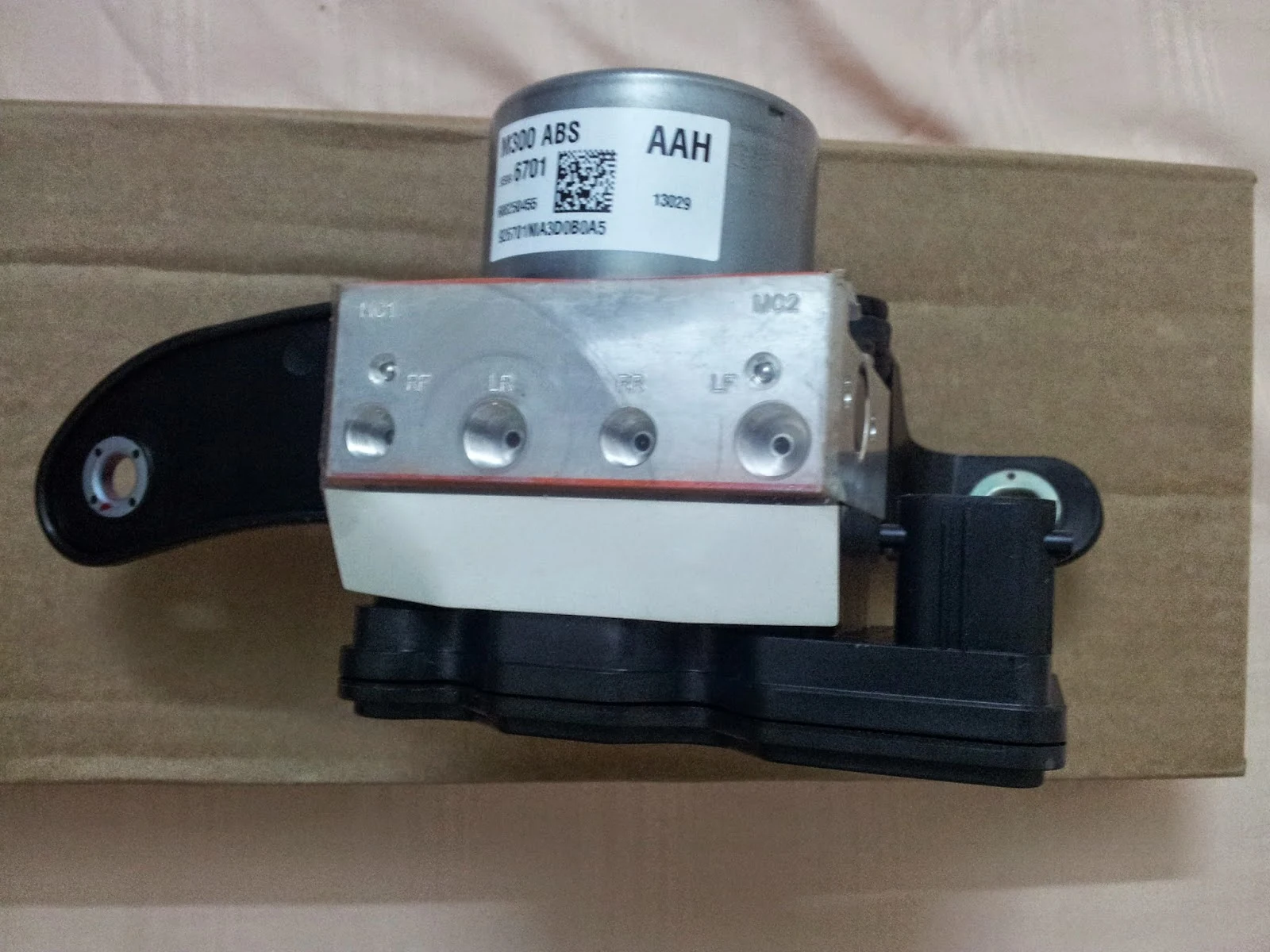 Cụm bơm  ABS SPARK 2013 Chính hãng GM