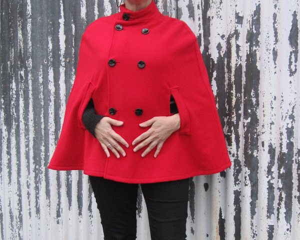 I did my red cape based on 1967 McCall's pattern ( n° 9028) , view B . vintage 1960 60s 1960s années 60 sixties mod wool couture retro Addicted to my Singer