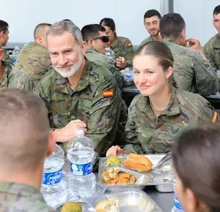 King Felipe visits Princess Leonor