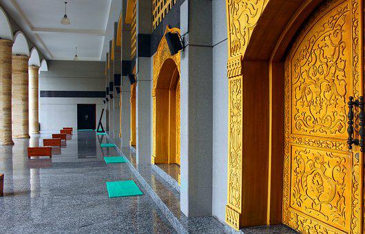 Bolehkah Wanita Haid Masuk Masjid untuk Ikut Pengajian?