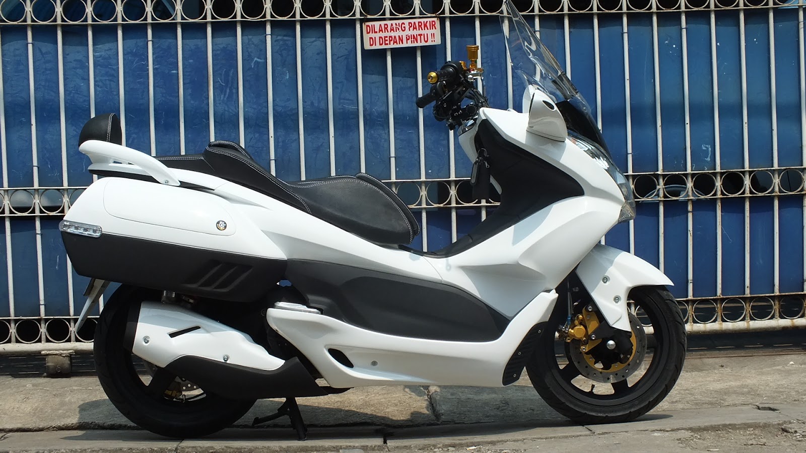 Modifikasi JOK MOTOR JOK HONDA PCX Model SOFA GARIS Pesanan Mr