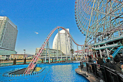 "Vanish" Underwater Roller Coaster Japan.