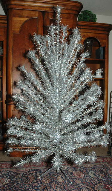 Vintage Aluminum Tree2