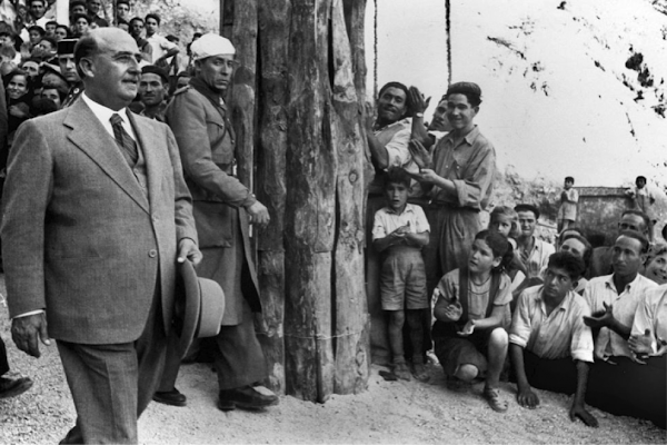 La hambruna de la posguerra fue consecuencia de una política económica voluntariamente adoptada por el franquismo