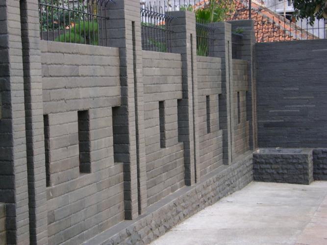 PJS Contoh Pasangan Dinding Rumah dengan Batu Alam