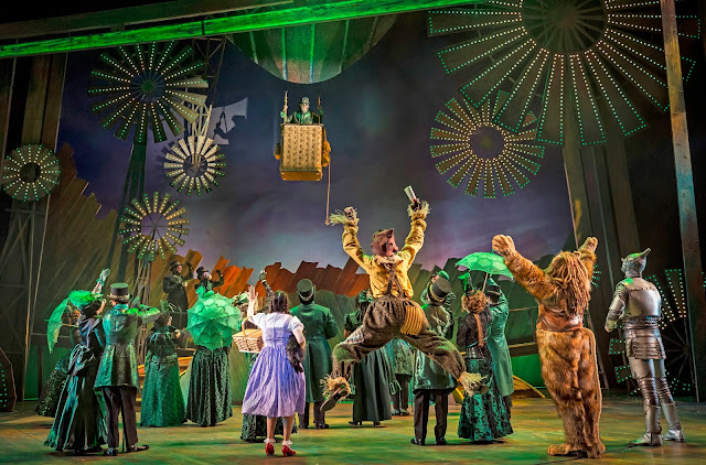 Stunning Emerald City scene. Image credit Liz Lauren courtesy of Paramount Theatre.