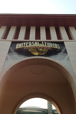 Universal Studios Entrance Arc