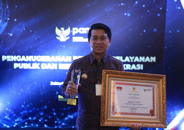   TOSS Klungkung Raih Penghargaan TOP 5 Inovasi Pelayanan Publik Sangat Terpuji 2022