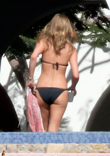 Jennifer Aniston hot Black Bikini nude Los Cabos